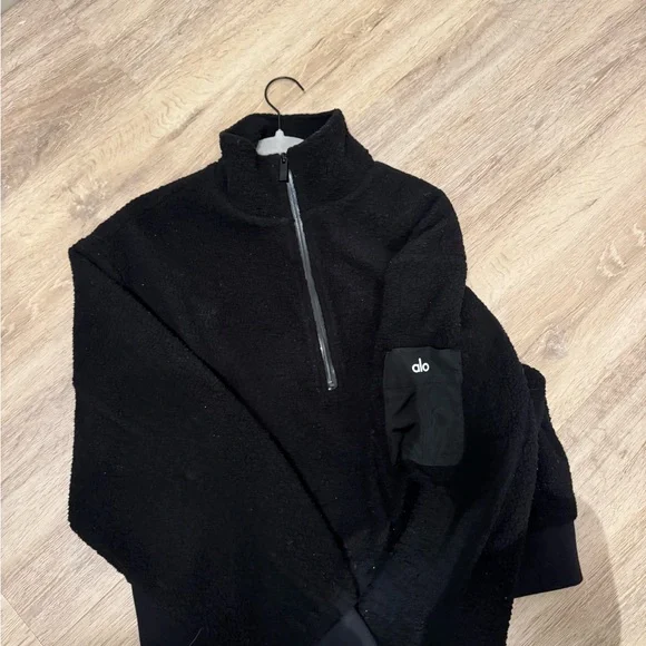 Alo yoga microsherpa solstice half zip - Picture 9 of 10